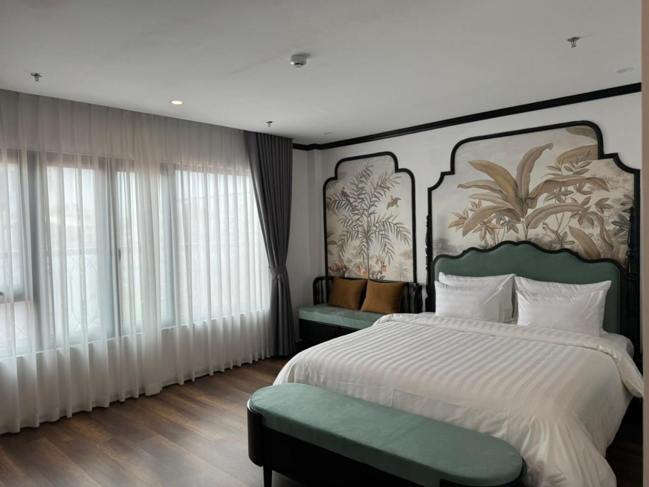 Aquarius Premium Hotel Hanoi Exteriör bild