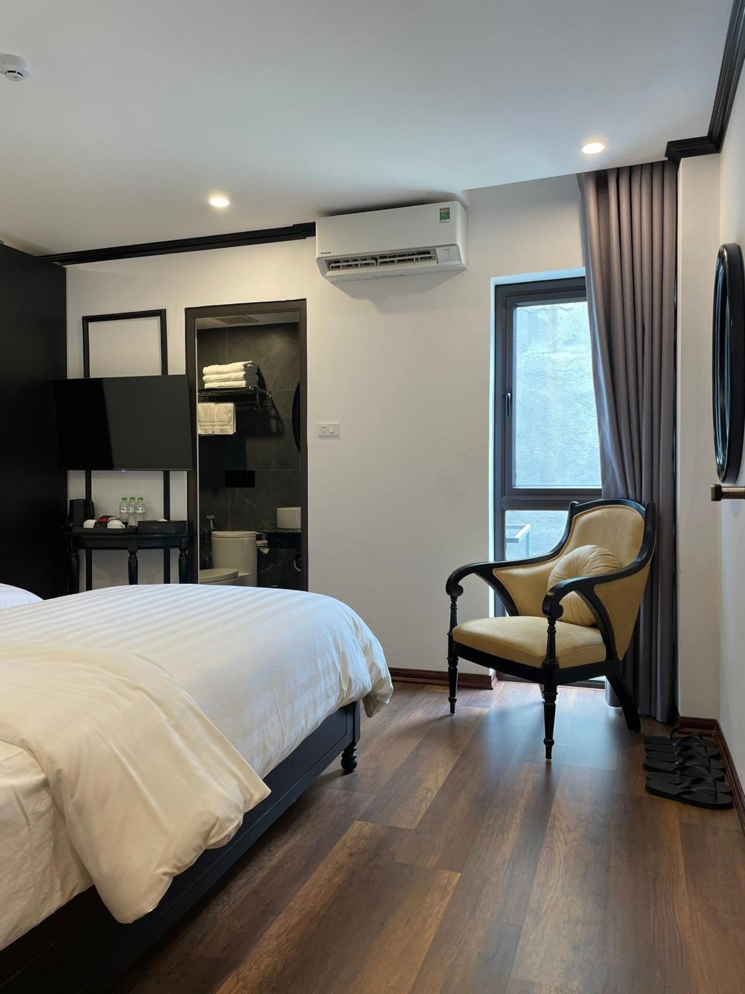 Aquarius Premium Hotel Hanoi Exteriör bild